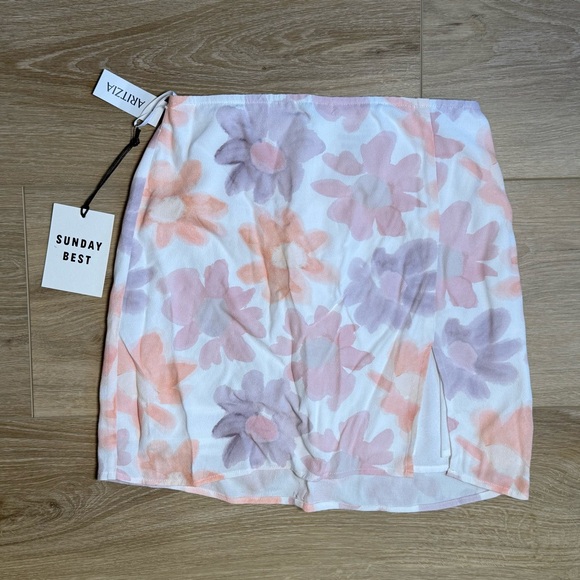 Aritzia Sunday Best Floral Mini Skirt - Pink and Orange - Picture 1 of 3